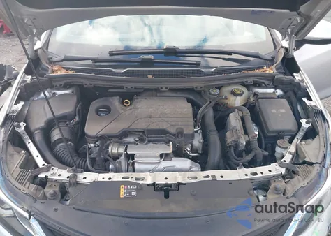 2019 Chevrolet Cruze Lt from USA, damaged, VIN 3G1BE6SM6KS543760